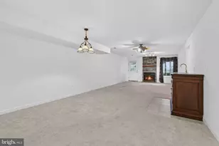 224 N View Cir, Warrenton, VA 20186 - Photo 48