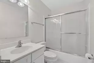 224 N View Cir, Warrenton, VA 20186 - Photo 38