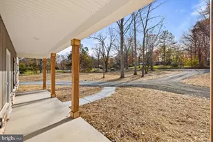 5348 Gray Meadow Ct, Warrenton, VA 20187 - Photo 4