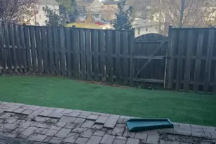 165 Royal Ct, Warrenton, VA 20186 - Photo 6