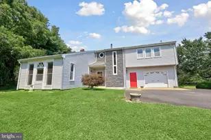 9235 Lees Ridge Rd, Warrenton, VA 20186 - Photo 1