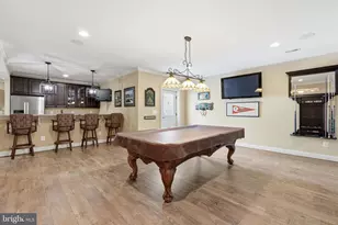 7148 Lake Dr, Warrenton, VA 20187 - Photo 16