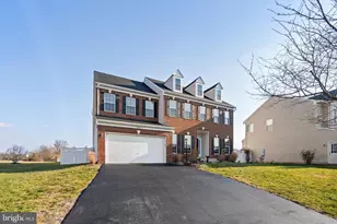 10816 Grimbert Ct, Bealeton, VA 22712 - Photo 4