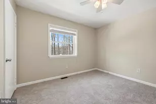 5666 Red Maple Ct, Warrenton, VA 20187 - Photo 14