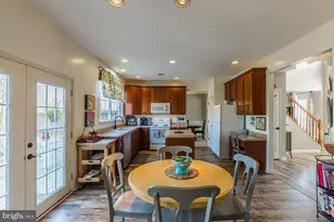 274 Hidden Creek Ln, Warrenton, VA 20186 - Photo 4