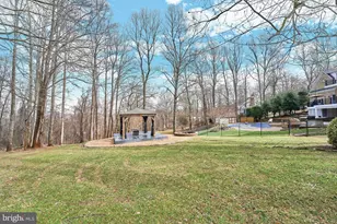 5828 Hunton Wood Dr, Broad Run, VA 20137 - Photo 86