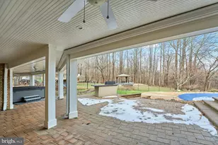 5828 Hunton Wood Dr, Broad Run, VA 20137 - Photo 68