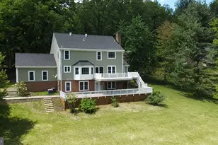 6885 Walnut Heights Dr, Warrenton, VA 20186 - Photo 2