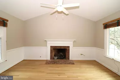 6885 Walnut Heights Drive, Warrenton, VA 20186 - Photo 10