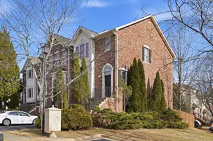 795 Col Edmonds Ct, Warrenton, VA 20186 - Photo 2