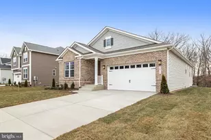 2079 Springvale Dr, Bealeton, VA 22712 - Photo 2