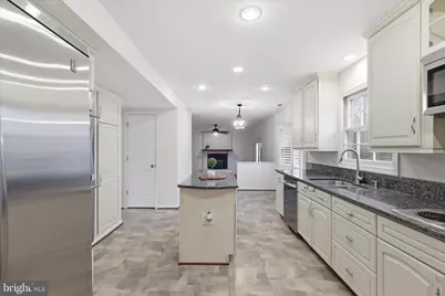 6249 Ghadban Court, Warrenton, VA 20187 - Photo 14