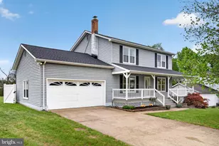 10985 Blake Ln, Bealeton, VA 22712 - Photo 2