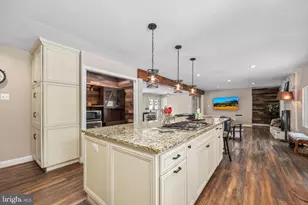 7326 Stuart Cir, Warrenton, VA 20187 - Photo 16