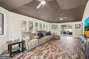 7326 Stuart Cir, Warrenton, VA 20187 - Photo 20