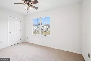 211 Fairfield Dr, Warrenton, VA 20186 - Photo 22