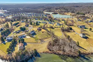 6743 Lake Dr, Warrenton, VA 20187 - Photo 84