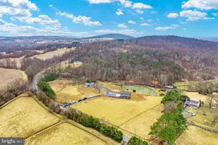 7464 Wilson Rd, Warrenton, VA 20186 - Photo 1