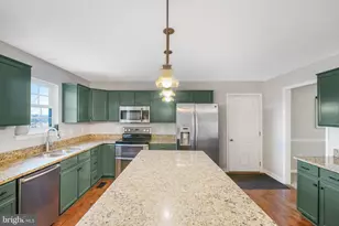 10245 Anchor Ct, Bealeton, VA 22712 - Photo 8