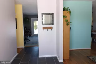 11210 Edgewood Dr, Bealeton, VA 22712 - Photo 4