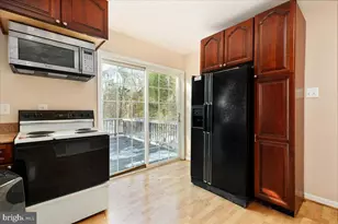 10090 Tyler Ln, Midland, VA 22728 - Photo 8