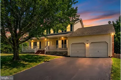 7129 Cavalry Drive, Warrenton, VA 20187 - Photo 2