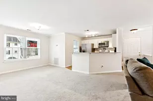 219 Fernwood Pl, Warrenton, VA 20186 - Photo 8