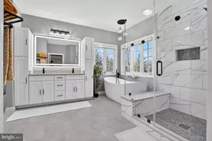 6827 Tanglewood Dr, Warrenton, VA 20187 - Photo 8