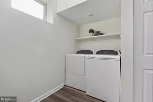 511 Highland Towne Ln, Warrenton, VA 20186 - Photo 6