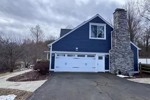 5755 Hunton Wood Dr, Broad Run, VA 20137 - Photo 8