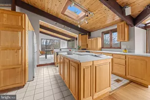 7099 Glen Curtiss Ln, Warrenton, VA 20187 - Photo 14