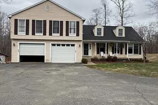 1504 Grace Estates Dr, Catlett, VA 20119 - Photo 2