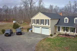 1504 Grace Estates Dr, Catlett, VA 20119 - Photo 4