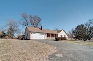 7218 Airlie Rd, Warrenton, VA 20187 - Photo 2