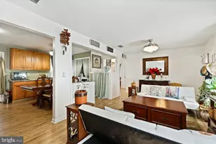 9463 Rogues Rd, Midland, VA 22728 - Photo 12