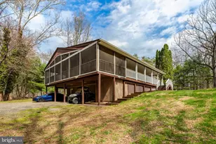 4645 Morgans Bluff Dr, Marshall, VA 20115 - Photo 2