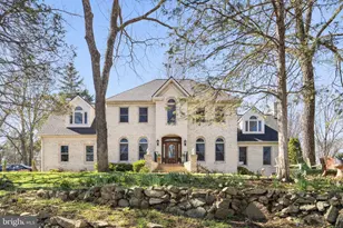 7929 Wellington Dr, Warrenton, VA 20186 - Photo 2