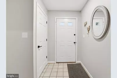 531 Highland Towne Lane, Warrenton, VA 20186 - Photo 2