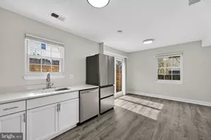 8611 Harrison Ct, Marshall, VA 20115 - Photo 4