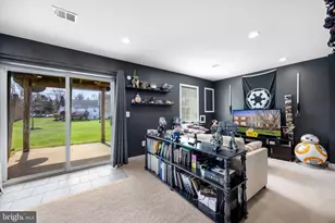 202 Leeds Ct E, Warrenton, VA 20186 - Photo 18