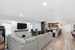 12140 Brent Town Rd, Midland, VA 22728 - Photo 48