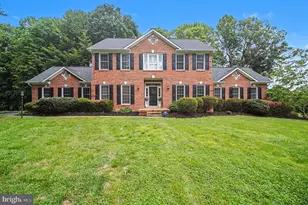 7182 Brewster Ln, Warrenton, VA 20187 - Photo 2