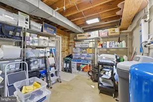 6163 Georgetown Rd, Broad Run, VA 20137 - Photo 52