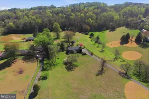 6163 Georgetown Rd, Broad Run, VA 20137 - Photo 70