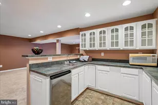 6854 Averbach Ct, Warrenton, VA 20187 - Photo 40