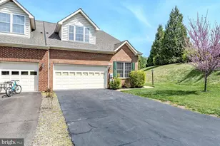 230 W Ridge Ct, Warrenton, VA 20186 - Photo 4