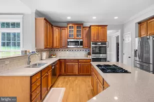 6909 Tanglewood Dr, Warrenton, VA 20187 - Photo 16