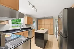7338 Stuart Cir, Warrenton, VA 20187 - Photo 12
