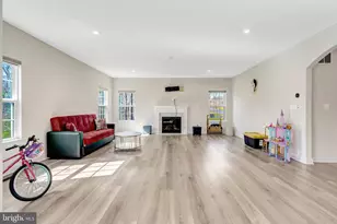 3013 Forestdale Dr, Warrenton, VA 20187 - Photo 12