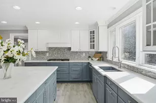 114 Erin Dr, Warrenton, VA 20186 - Photo 2